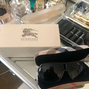 Burberry sunglasses